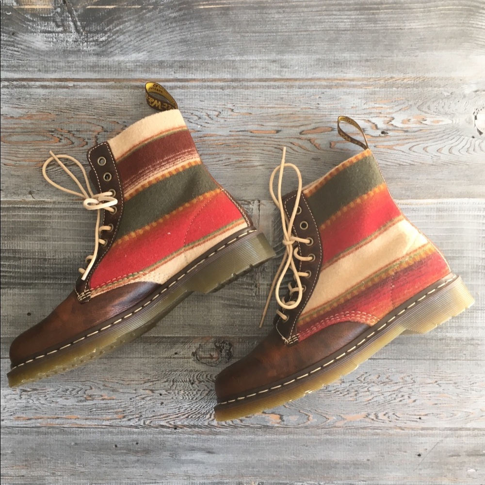 Dr Martens Pendleton wool boots SantaFe Stripes 10